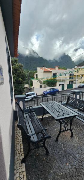 Oscar House Free Parking